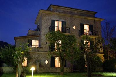 Hotel Alpha
