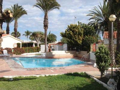 Bungalows Adonis