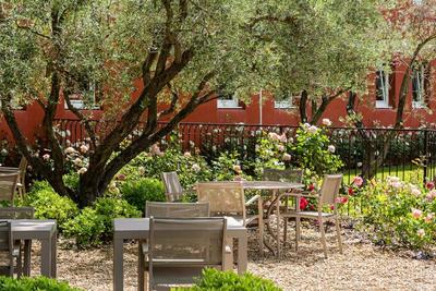 Best Western Le Lavarin