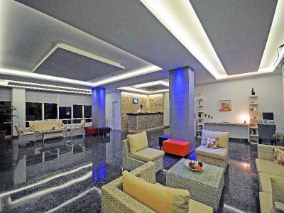 Blue Palace Hotel & Family