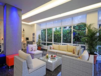 Blue Palace Hotel & Family