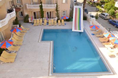 Isla Suites
