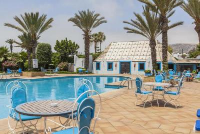 Oasis Hotel & Spa