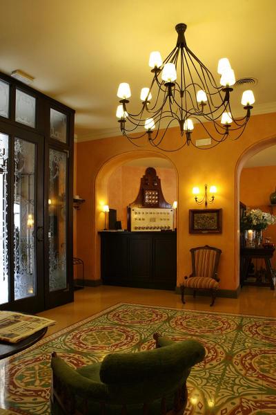 Bremon Boutique Hotel by Duquesa Hotels Collection