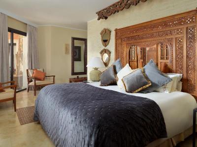 Royal Garden Villas