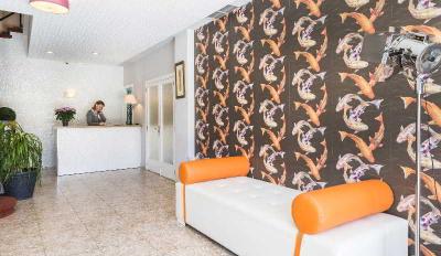 Neptuno Hostal