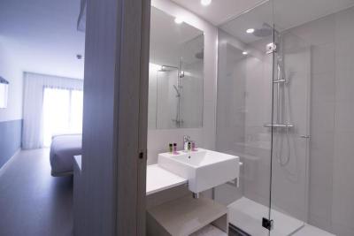 B&B Hotel Donostia San Sebastian Aeropuerto