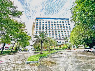 Lanna Palace 2004 Hotel