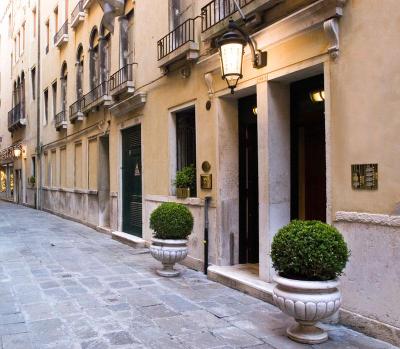 Torre dell’Orologio Suites