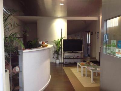 Angi Hotel
