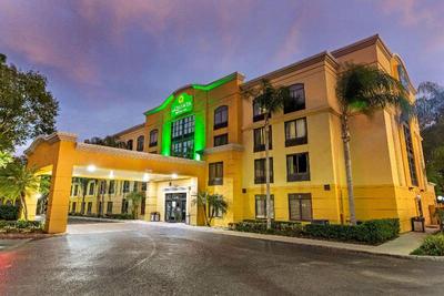 La Quinta Inn & Suites Tampa North I-75