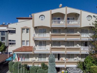 Amaris Apart Hotel