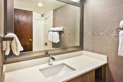 DoubleTree by Hilton Rapid City Downtown Convent