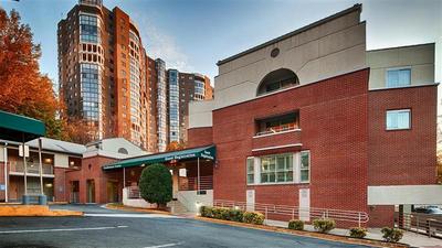 Red Lion Hotel Rosslyn Iwo Jima