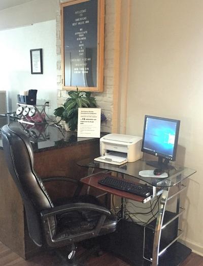 Americas Best Value Inn Austin University