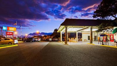 SureStay Plus Hotel by Best Western Reno Airport