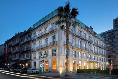 AC Palacio Universal