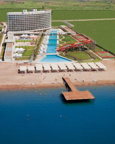 Crystal Centro Resort Hotel