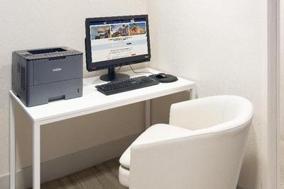 Holiday Inn Express Orlando Airport