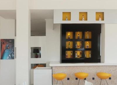 Arora Hotel