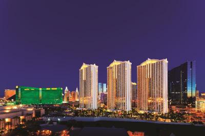 The Signature at MGM Grand
