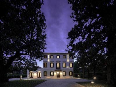 The Foscarini