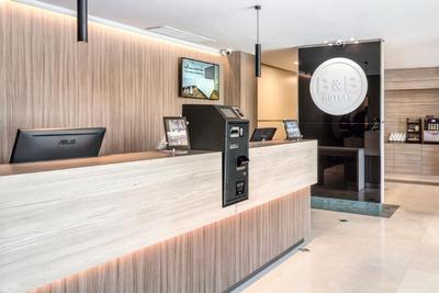 B&B Hotel Madrid Aeropuerto T4