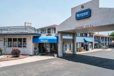 Rodeway Inn & Suites Colorado Springs
