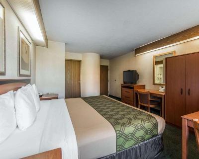 Econo Lodge North Academy
