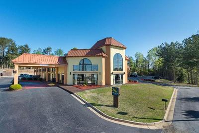Quality Inn Commerce