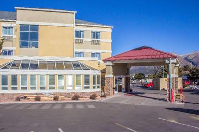 Comfort Inn Lucky Lane
