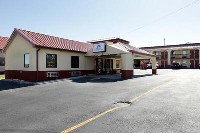 Americas Best Value Inn & Suites Macon at Eisenhow
