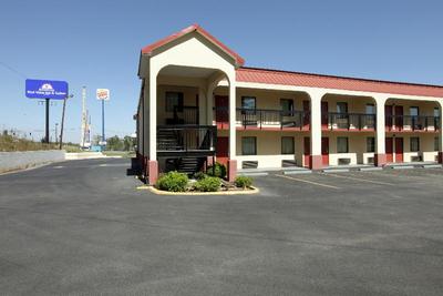 Americas Best Value Inn & Suites Macon at Eisenhow