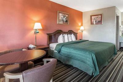 Quality Inn & Suites Macon North