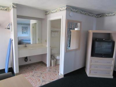 Rodeway Inn Monterey Near Fairgrounds