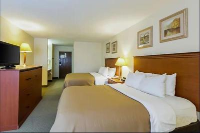 Baymont by Wyndham Omaha SW