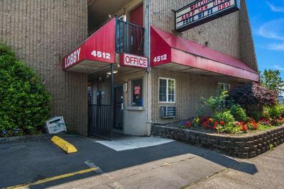 Econo Lodge Portland - I-205