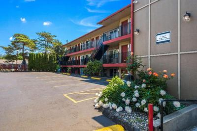 Econo Lodge Portland - I-205
