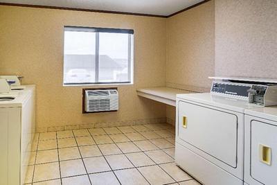 Travelodge by Wyndham Rapid City/Black Hills
