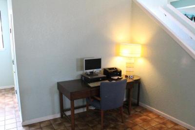 Hillview Inn