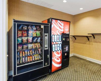 Rodeway Inn & Suites Fiesta Park