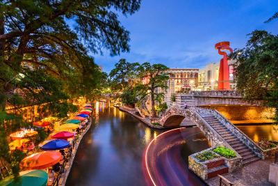 Holiday Inn Express San Antonio N-Riverwalk Area