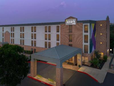 Spark by Hilton San Antonio Northwest near Six