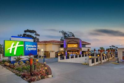 Holiday Inn Express Airport Old Town