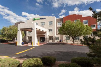 Holiday Inn Express and Suites Santa Fe
