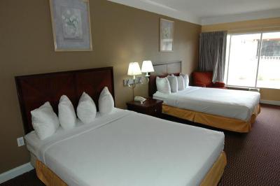 Magnuson Hotel Convention Center