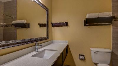 SureStay Plus Hotel by Best Western Alvin