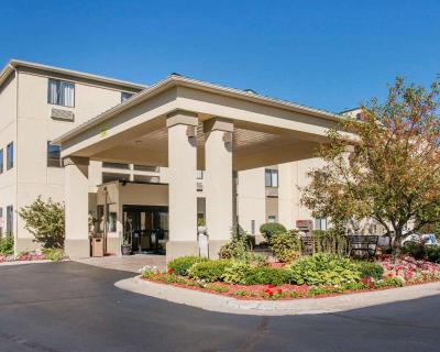 Comfort Suites (Auburn Hills)