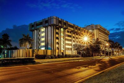 Clarion Inn and Suites Miami Airport