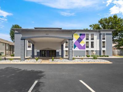 Spark by Hilton Alpharetta Roswell